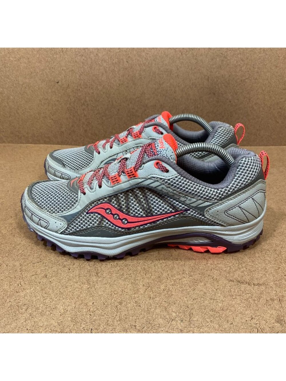 Saucony Womens Grid Excusion TR9 Trail Running Shoes Gray/Pink Size 10.5 Outdoor